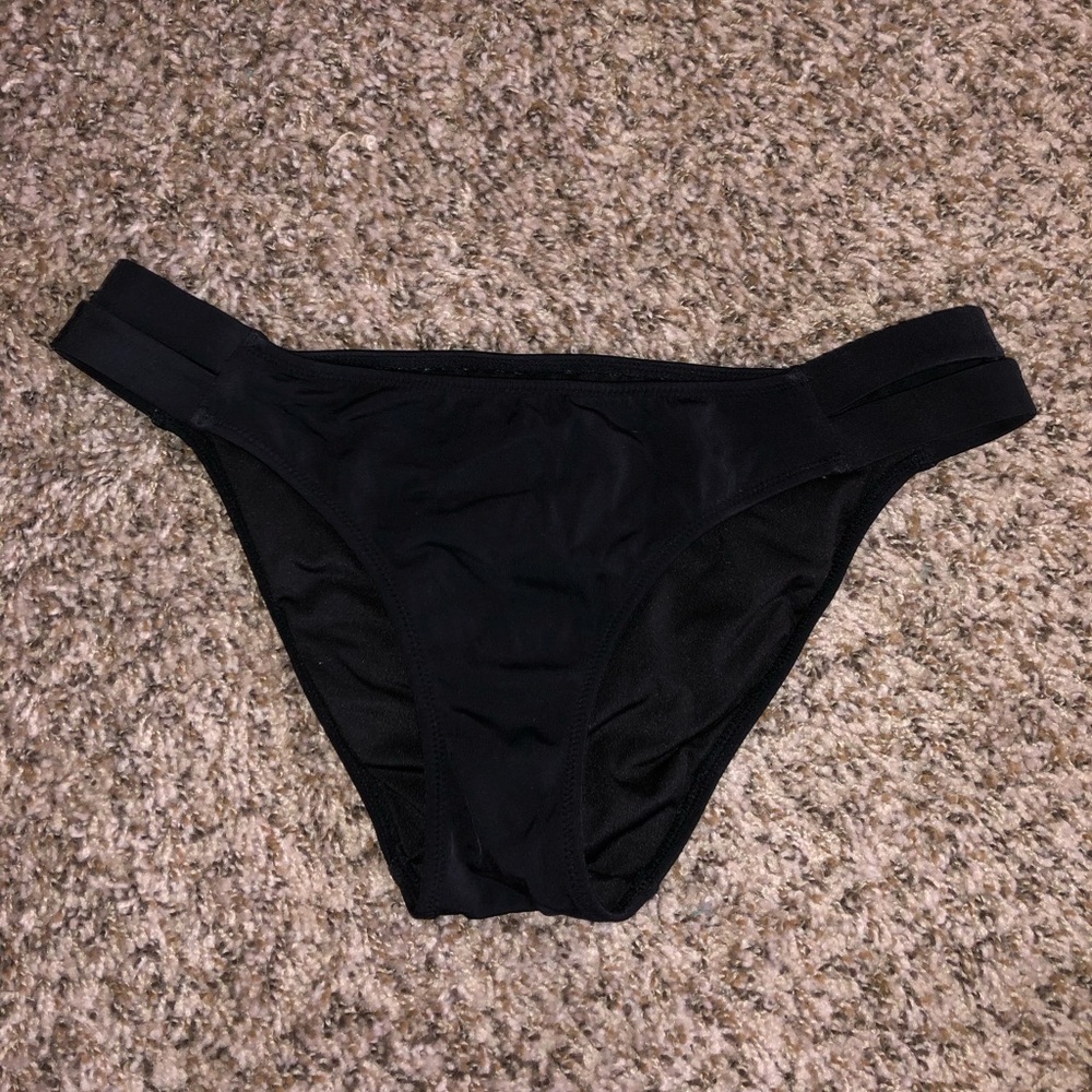 Bikini bottoms